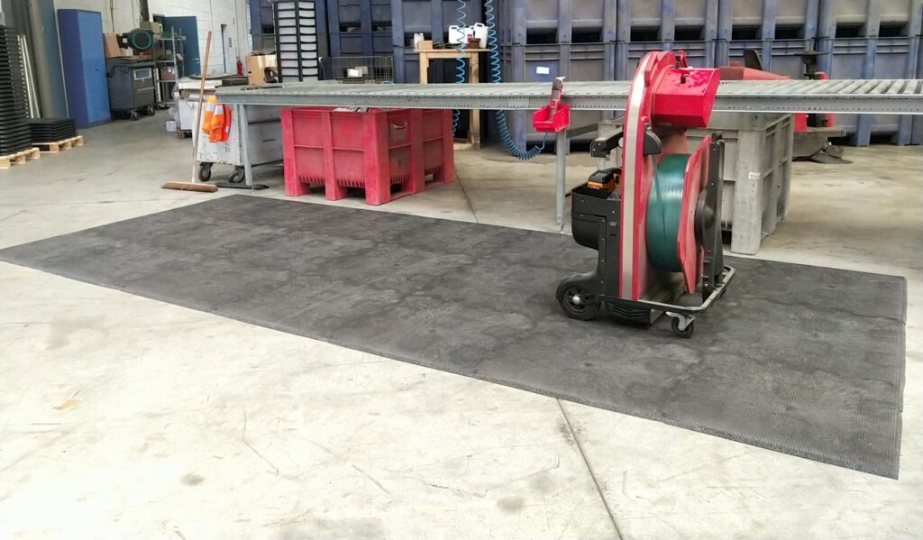 Dalle pvc pour sols industriels